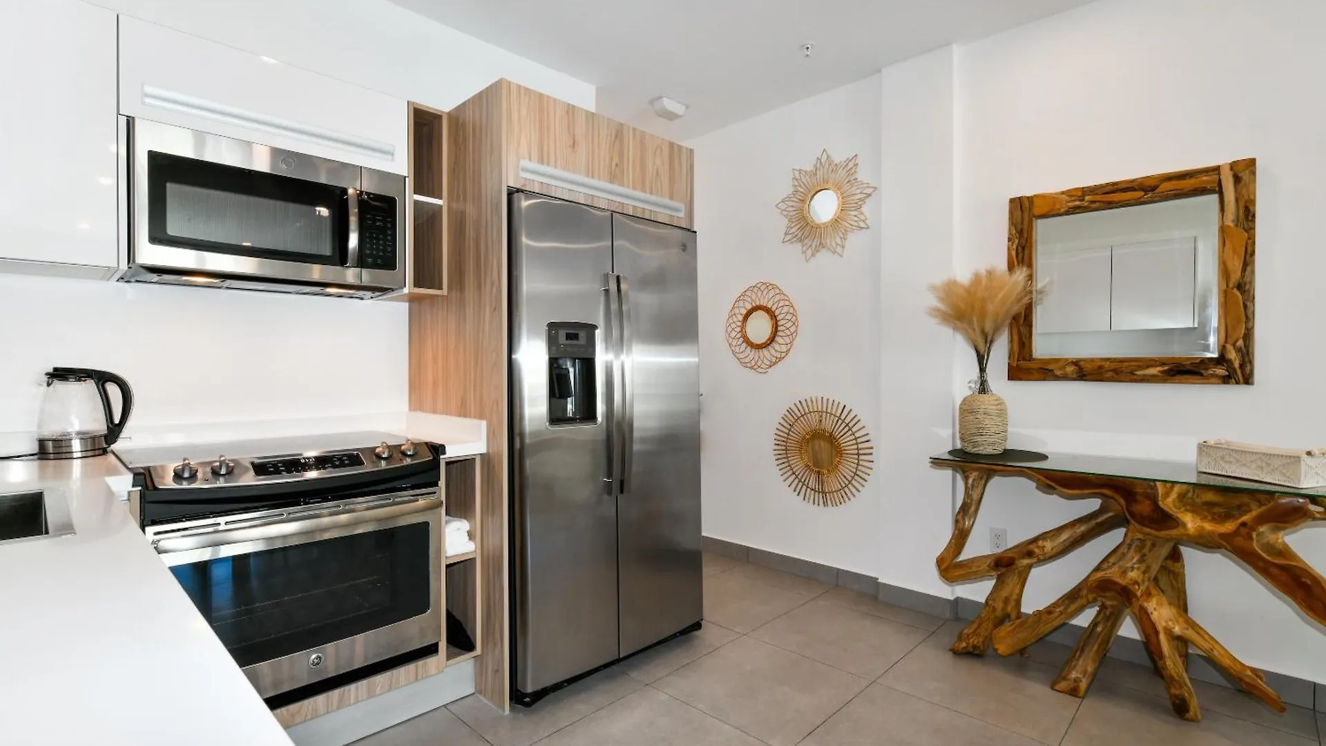 아파트 Stunnig Ocean View 2 Bedroom, 2 Bath With Infinity Pool